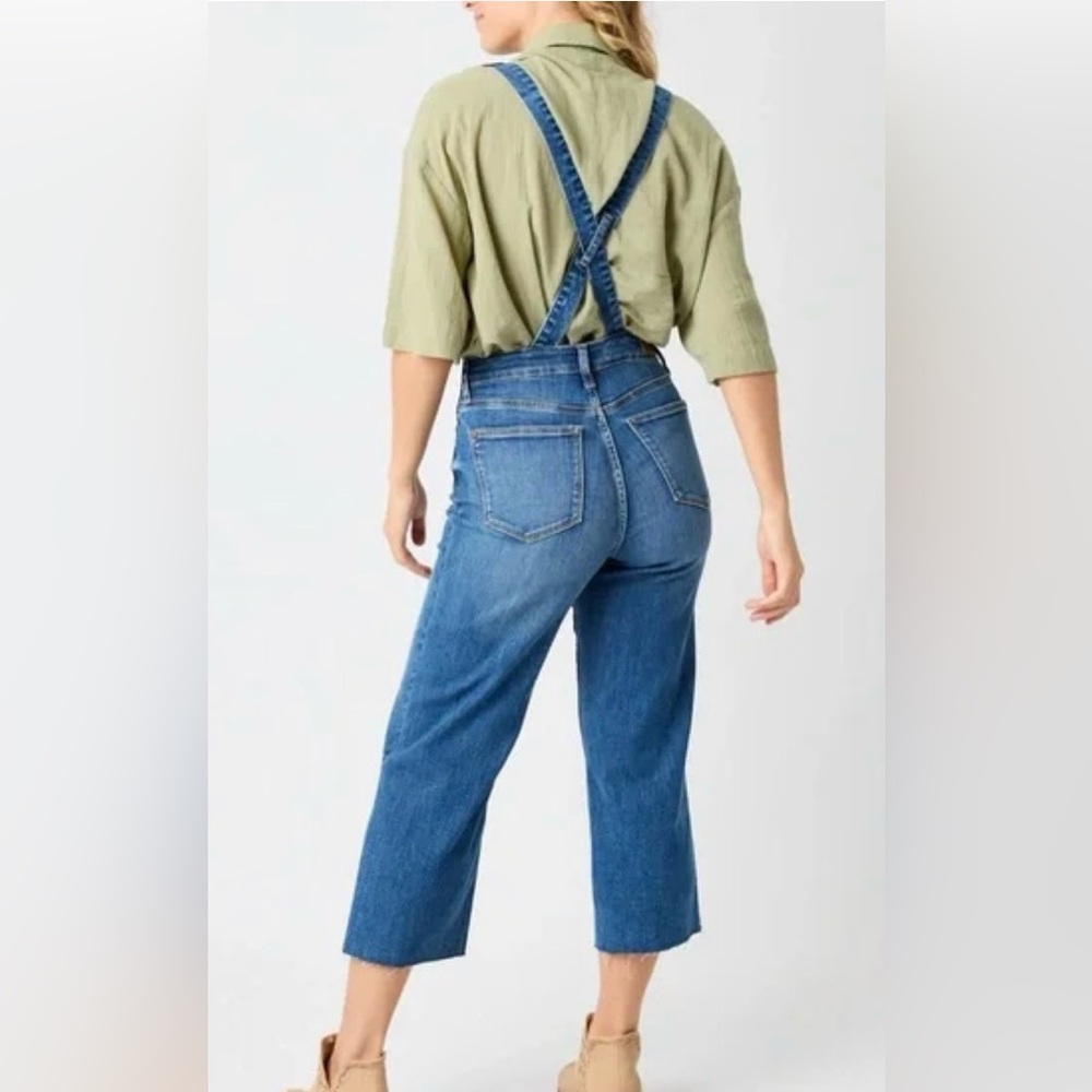 Judy Blue Wide Leg Crop Overall - Medium - Picture 2 of 9